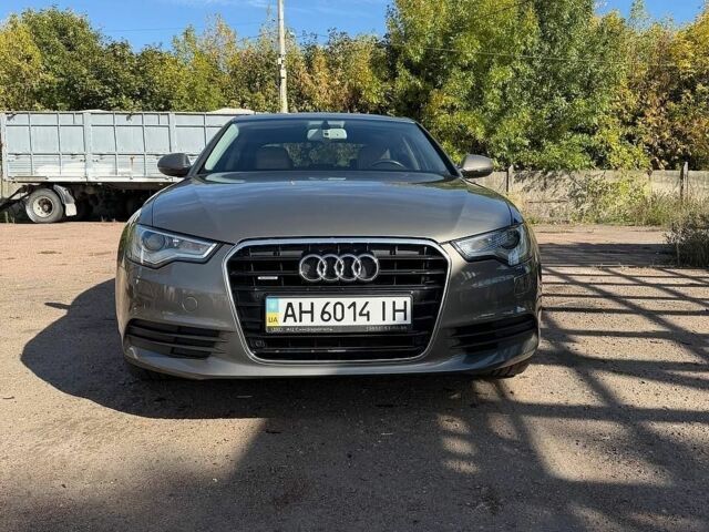 Серый Ауди А6, объемом двигателя 3 л и пробегом 210 тыс. км за 15000 $, фото 1 на Automoto.ua