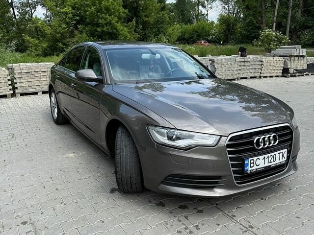 Сірий Ауді А6, об'ємом двигуна 1.97 л та пробігом 216 тис. км за 18500 $, фото 1 на Automoto.ua