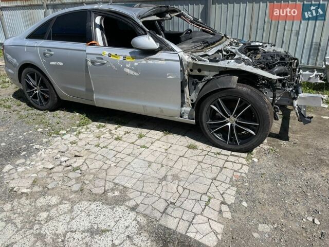 Серый Ауди А6, объемом двигателя 1.98 л и пробегом 165 тыс. км за 6000 $, фото 1 на Automoto.ua