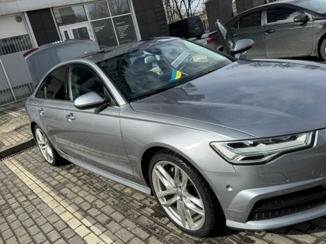 Серый Ауди А6, объемом двигателя 3 л и пробегом 144 тыс. км за 19700 $, фото 1 на Automoto.ua