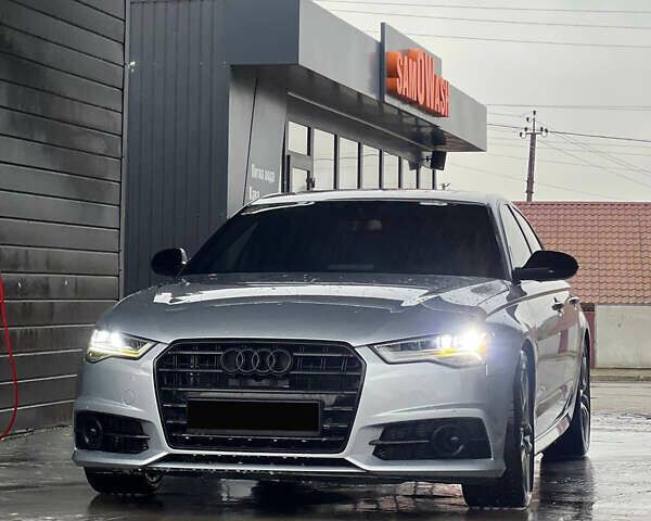 Серый Ауди А6, объемом двигателя 3 л и пробегом 170 тыс. км за 21000 $, фото 1 на Automoto.ua