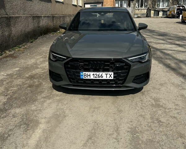 Серый Ауди А6, объемом двигателя 1.97 л и пробегом 43 тыс. км за 50000 $, фото 1 на Automoto.ua