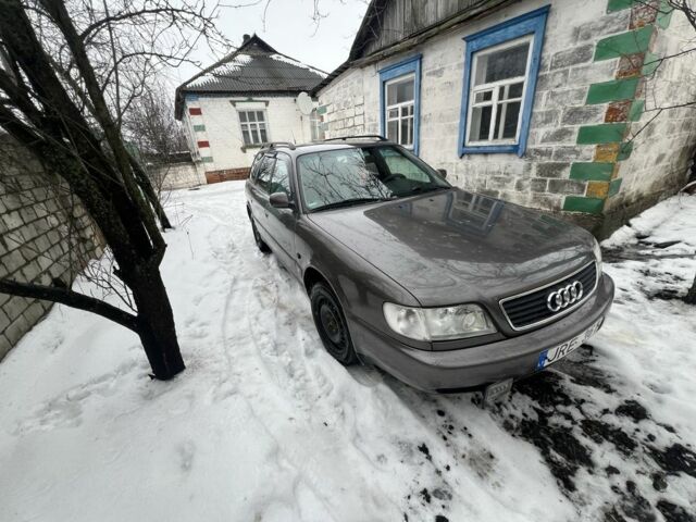 Сірий Ауді А6, об'ємом двигуна 1.8 л та пробігом 372 тис. км за 1739 $, фото 1 на Automoto.ua