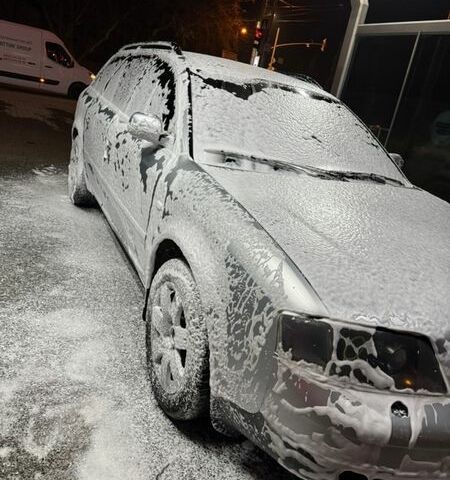 Сірий Ауді А6, об'ємом двигуна 2.5 л та пробігом 414 тис. км за 3671 $, фото 1 на Automoto.ua