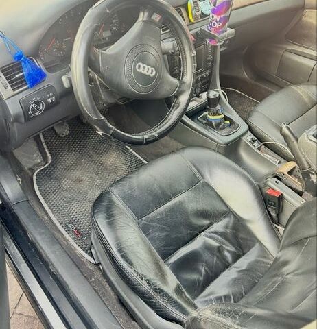 Сірий Ауді А6, об'ємом двигуна 1.9 л та пробігом 398 тис. км за 2198 $, фото 1 на Automoto.ua