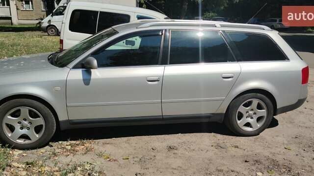 Серый Ауди А6, объемом двигателя 2.5 л и пробегом 300 тыс. км за 4500 $, фото 1 на Automoto.ua