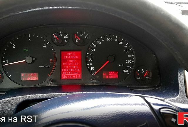 Серый Ауди А6, объемом двигателя 2.5 л и пробегом 312 тыс. км за 4000 $, фото 1 на Automoto.ua