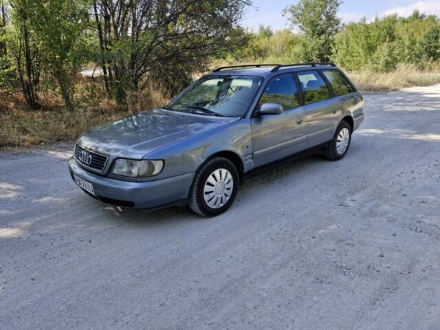 Серый Ауди А6, объемом двигателя 2 л и пробегом 200 тыс. км за 1400 $, фото 1 на Automoto.ua