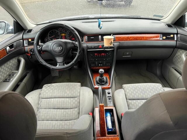 Сірий Ауді А6, об'ємом двигуна 1.8 л та пробігом 240 тис. км за 3000 $, фото 1 на Automoto.ua