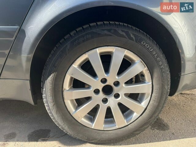 Сірий Ауді А6, об'ємом двигуна 2.5 л та пробігом 325 тис. км за 3900 $, фото 1 на Automoto.ua