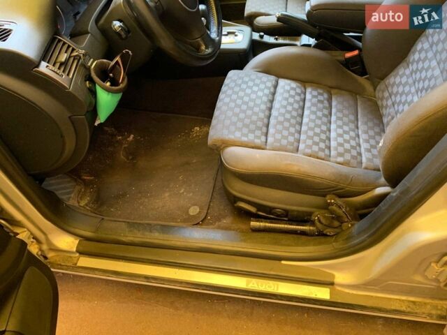 Сірий Ауді А6, об'ємом двигуна 2.5 л та пробігом 230 тис. км за 5500 $, фото 1 на Automoto.ua