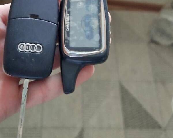 Сірий Ауді А6, об'ємом двигуна 2.5 л та пробігом 334 тис. км за 6000 $, фото 1 на Automoto.ua