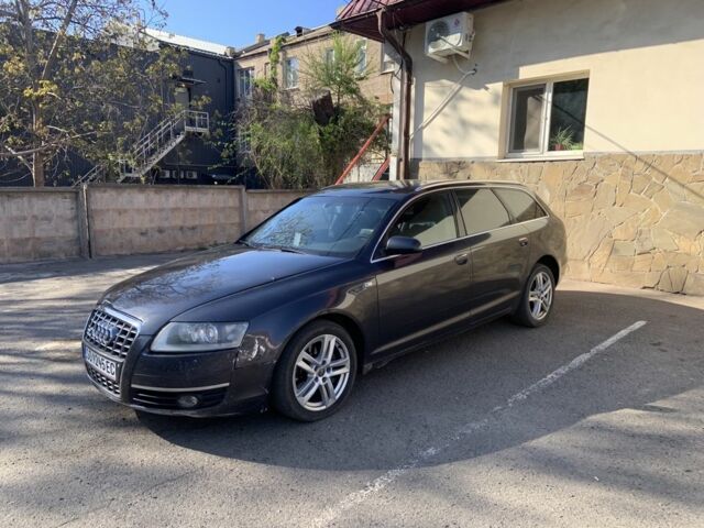 Серый Ауди А6, объемом двигателя 3 л и пробегом 370 тыс. км за 2400 $, фото 1 на Automoto.ua