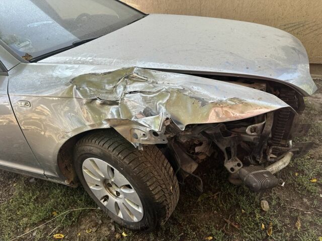Серый Ауди А6, объемом двигателя 2 л и пробегом 511 тыс. км за 3711 $, фото 1 на Automoto.ua