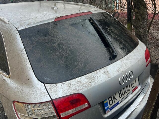 Серый Ауди А6, объемом двигателя 1 л и пробегом 200 тыс. км за 3100 $, фото 1 на Automoto.ua