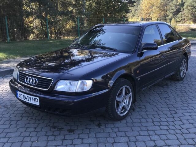 Синий Ауди А6, объемом двигателя 2.6 л и пробегом 440 тыс. км за 3200 $, фото 1 на Automoto.ua