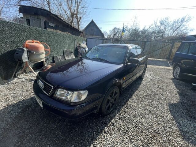 Синій Ауді А6, об'ємом двигуна 2.6 л та пробігом 330 тис. км за 2203 $, фото 1 на Automoto.ua