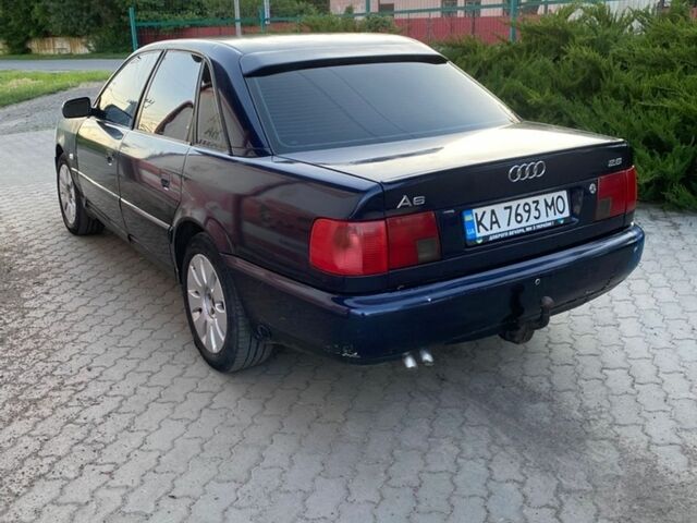 Синий Ауди А6, объемом двигателя 2.6 л и пробегом 376 тыс. км за 1700 $, фото 1 на Automoto.ua