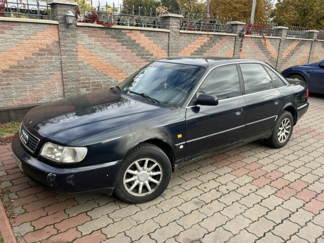 Синій Ауді А6, об'ємом двигуна 2.6 л та пробігом 300 тис. км за 2300 $, фото 1 на Automoto.ua