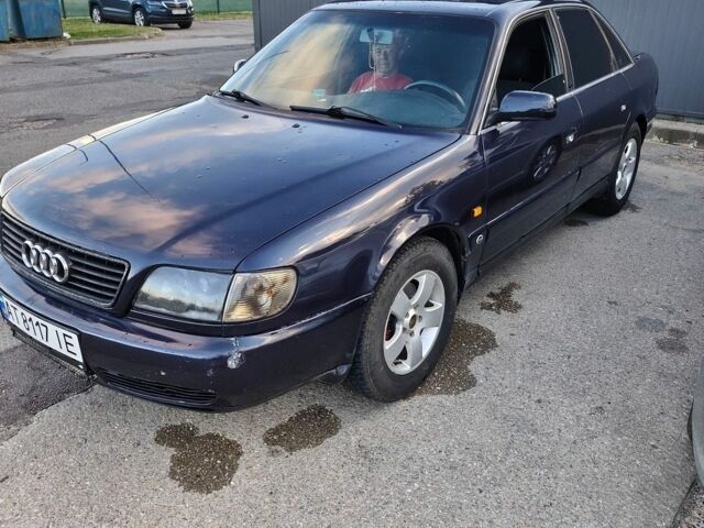 Синий Ауди А6, объемом двигателя 2.5 л и пробегом 380 тыс. км за 2700 $, фото 1 на Automoto.ua
