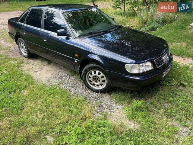 Синий Ауди А6, объемом двигателя 2.6 л и пробегом 258 тыс. км за 3800 $, фото 1 на Automoto.ua