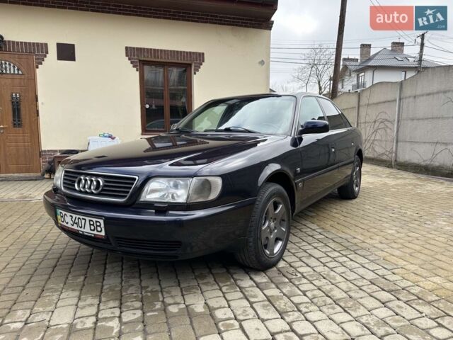 Синий Ауди А6, объемом двигателя 2.6 л и пробегом 250 тыс. км за 3800 $, фото 1 на Automoto.ua