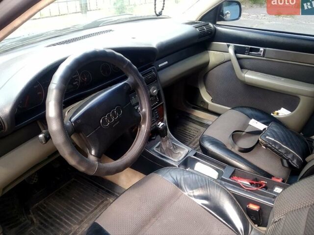 Синій Ауді А6, об'ємом двигуна 2.6 л та пробігом 300 тис. км за 2800 $, фото 1 на Automoto.ua