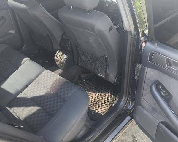 Синій Ауді А6, об'ємом двигуна 2.5 л та пробігом 250 тис. км за 3800 $, фото 1 на Automoto.ua