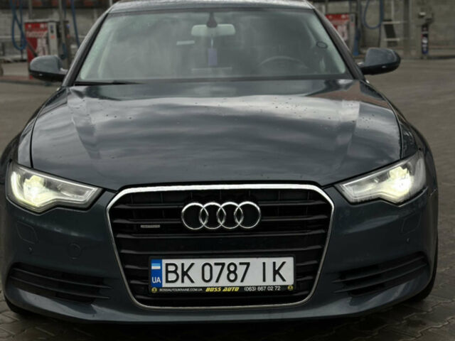 Синий Ауди А6, объемом двигателя 3 л и пробегом 318 тыс. км за 14500 $, фото 1 на Automoto.ua