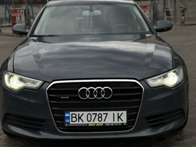 Синий Ауди А6, объемом двигателя 3 л и пробегом 318 тыс. км за 14500 $, фото 1 на Automoto.ua