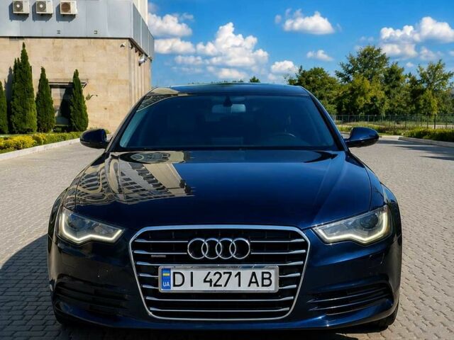 Синий Ауди А6, объемом двигателя 2 л и пробегом 279 тыс. км за 11006 $, фото 1 на Automoto.ua