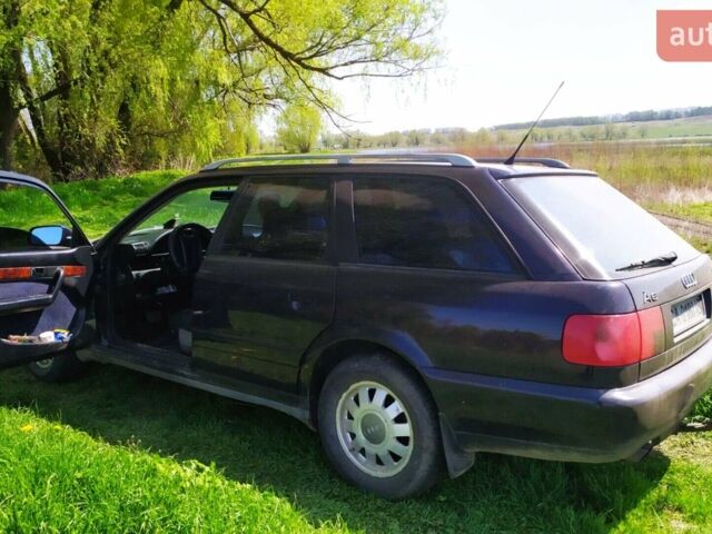 Синий Ауди А6, объемом двигателя 2.8 л и пробегом 400 тыс. км за 3300 $, фото 1 на Automoto.ua