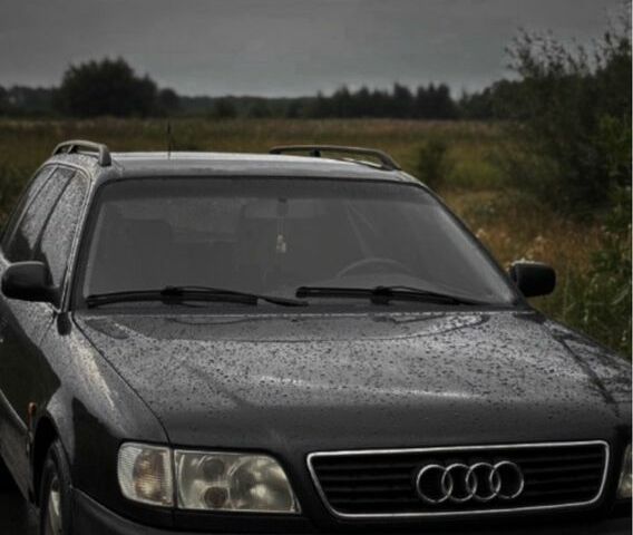 Синий Ауди А6, объемом двигателя 2.6 л и пробегом 377 тыс. км за 2800 $, фото 1 на Automoto.ua