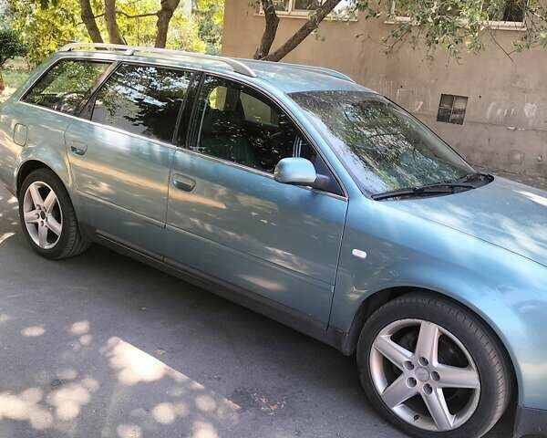 Синий Ауди А6, объемом двигателя 2.5 л и пробегом 300 тыс. км за 4800 $, фото 1 на Automoto.ua