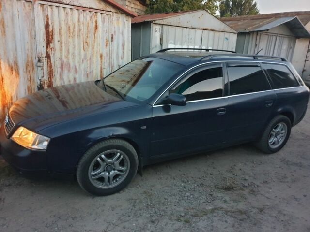 Синий Ауди А6, объемом двигателя 2.4 л и пробегом 520 тыс. км за 4000 $, фото 1 на Automoto.ua