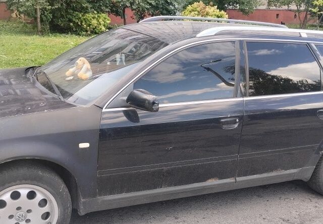 Синий Ауди А6, объемом двигателя 0 л и пробегом 240 тыс. км за 1800 $, фото 1 на Automoto.ua