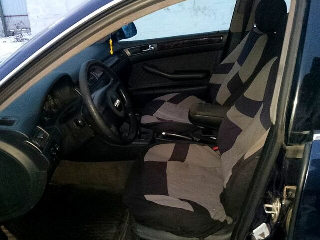 Синій Ауді А6, об'ємом двигуна 2.5 л та пробігом 0 тис. км за 3500 $, фото 1 на Automoto.ua