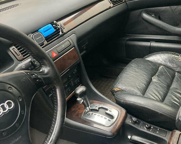 Синий Ауди А6, объемом двигателя 2.5 л и пробегом 341 тыс. км за 3350 $, фото 1 на Automoto.ua