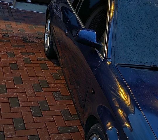 Синій Ауді А6, об'ємом двигуна 2.5 л та пробігом 300 тис. км за 3993 $, фото 1 на Automoto.ua