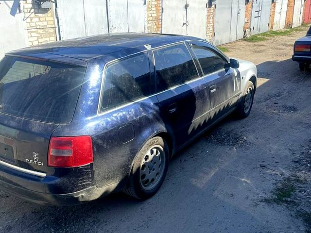 Синий Ауди А6, объемом двигателя 2.5 л и пробегом 272 тыс. км за 2500 $, фото 1 на Automoto.ua