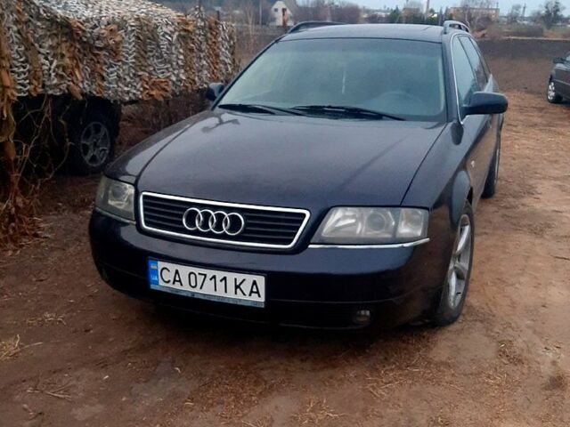 Синий Ауди А6, объемом двигателя 2.5 л и пробегом 400 тыс. км за 4500 $, фото 1 на Automoto.ua