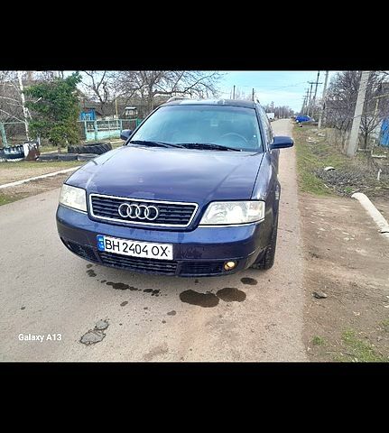 Синий Ауди А6, объемом двигателя 2.5 л и пробегом 293 тыс. км за 3000 $, фото 1 на Automoto.ua