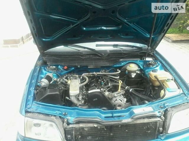 Синий Ауди А6, объемом двигателя 2 л и пробегом 380 тыс. км за 4800 $, фото 1 на Automoto.ua