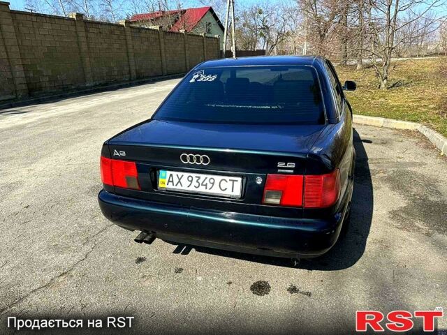 Зеленый Ауди А6, объемом двигателя 2.6 л и пробегом 445 тыс. км за 3200 $, фото 1 на Automoto.ua