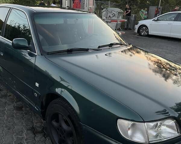 Зеленый Ауди А6, объемом двигателя 2.6 л и пробегом 268 тыс. км за 2750 $, фото 1 на Automoto.ua