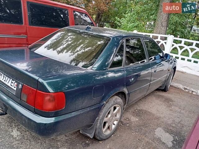 Зеленый Ауди А6, объемом двигателя 2.46 л и пробегом 350 тыс. км за 3700 $, фото 1 на Automoto.ua