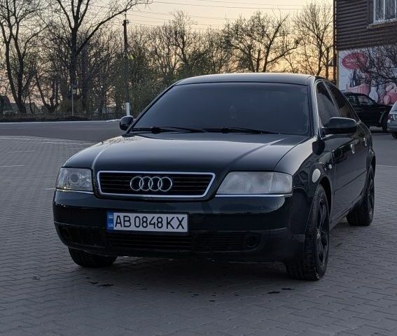 Зелений Ауді А6, об'ємом двигуна 1.8 л та пробігом 369 тис. км за 4600 $, фото 1 на Automoto.ua