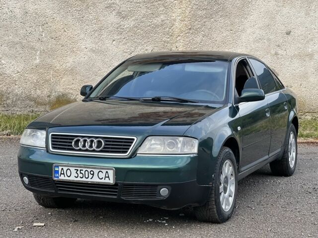 Зеленый Ауди А6, объемом двигателя 2.5 л и пробегом 300 тыс. км за 2400 $, фото 1 на Automoto.ua