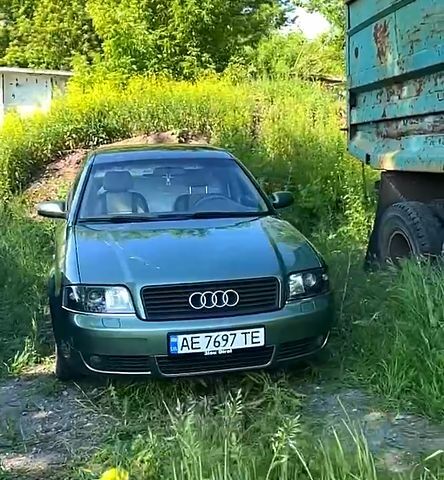 Зеленый Ауди А6, объемом двигателя 3 л и пробегом 220 тыс. км за 3500 $, фото 1 на Automoto.ua