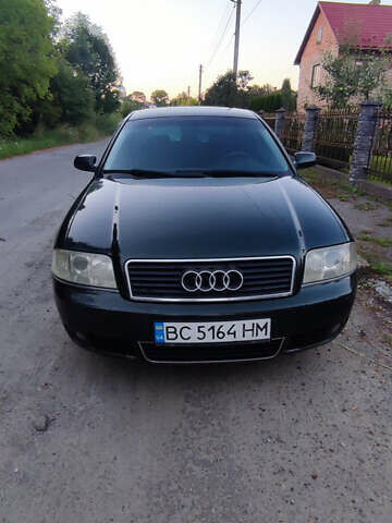 Зеленый Ауди А6, объемом двигателя 2.5 л и пробегом 376 тыс. км за 4400 $, фото 1 на Automoto.ua